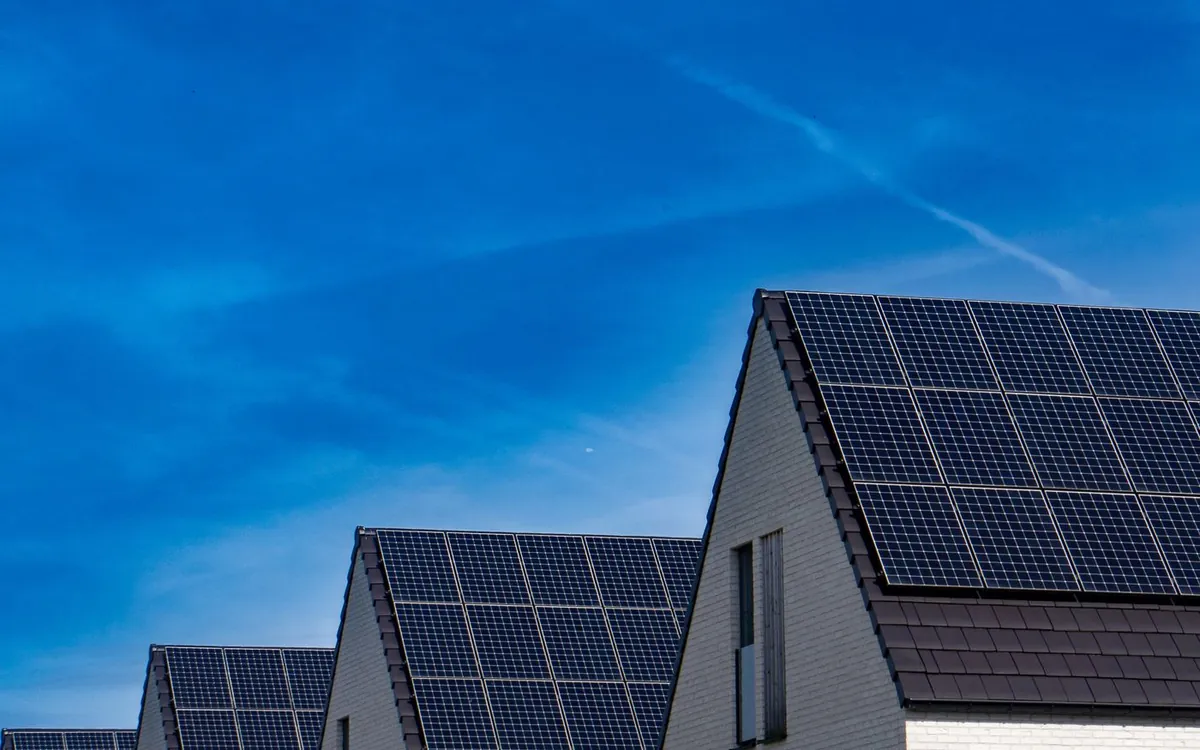 Solarni paneli na krovovima kuća